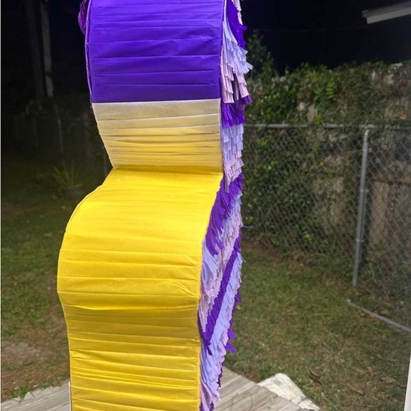 Piñata demon hunters (RUMÍ) - Picture 6 of 10